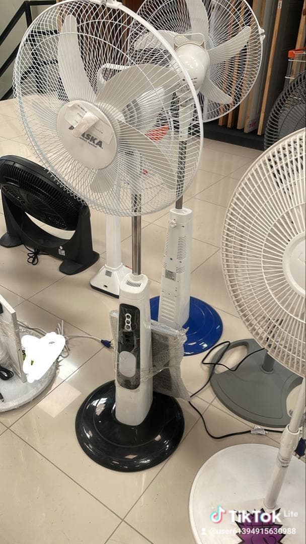Ventilateur rechargeable